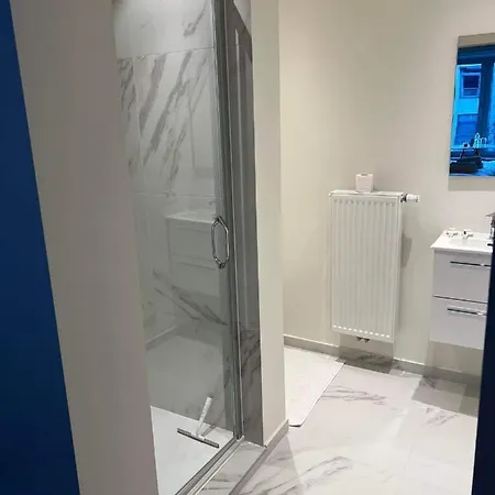 Apartment Prachtige In Centrum Met Badkamer !